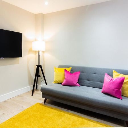 Guestready - Encantando O Apartamento 2Br No Newmarket Hall Dublin Exterior photo