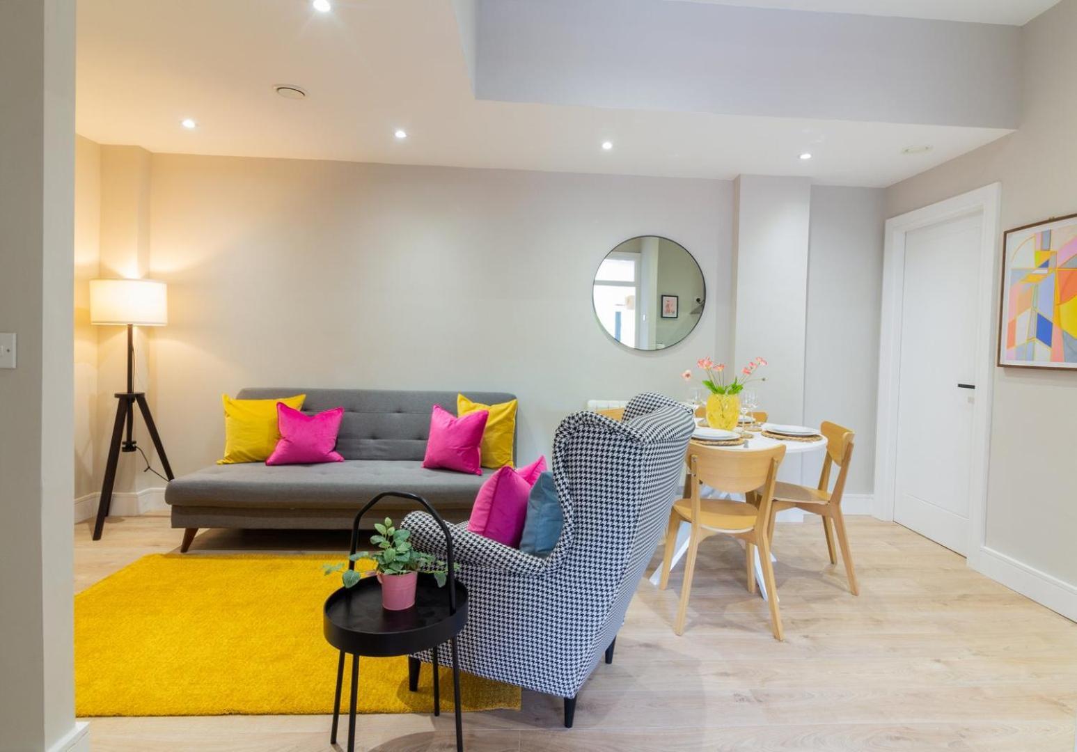 Guestready - Encantando O Apartamento 2Br No Newmarket Hall Dublin Exterior photo